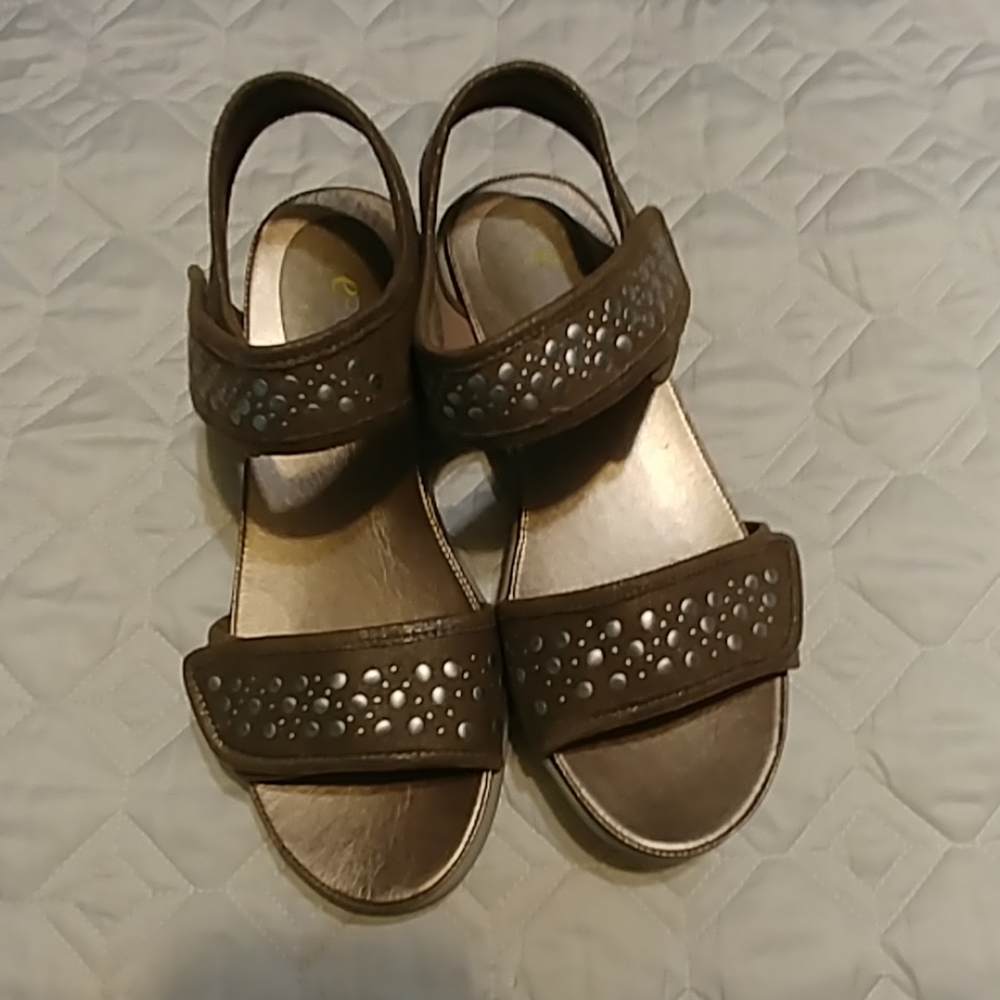 Easy Spirit Sandals